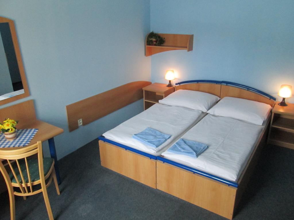 Hotel Union Черні Дул Номер фото